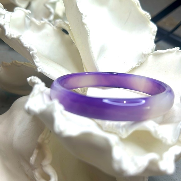 Jewelry - Purple Chinese Jade Bangle